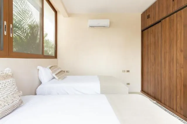 Stunning & Brand New 6 Pax Villa *